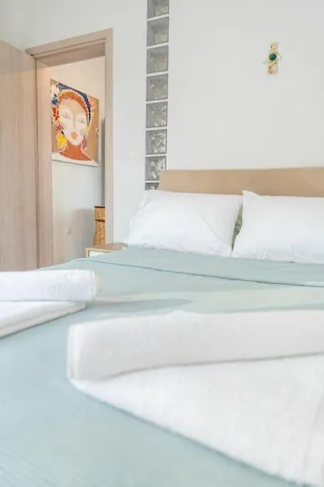 סלוניקי Queens Suite
