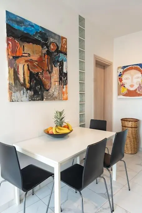 Queens Suite Thessaloniki Greece
